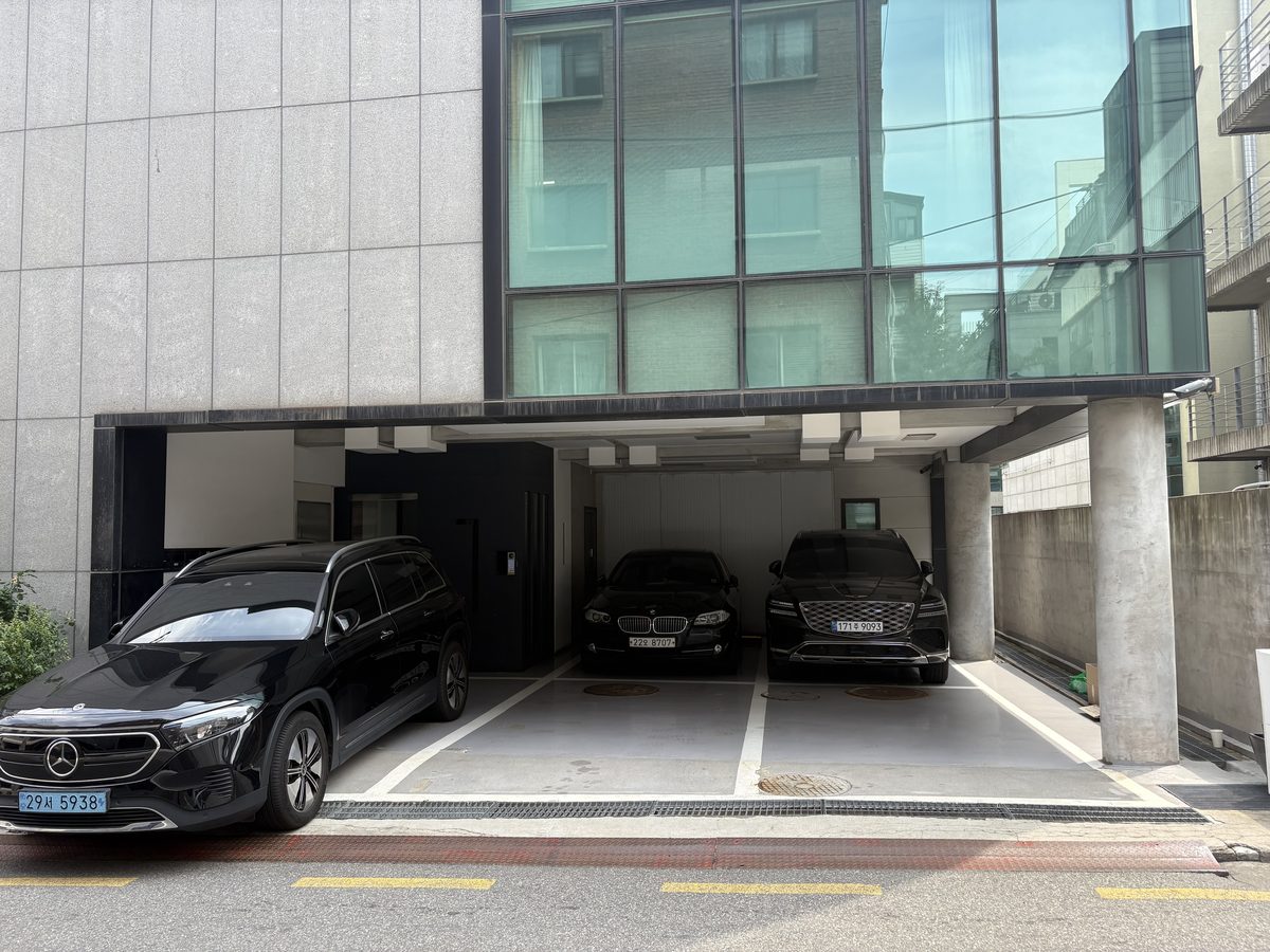 세무회계현지 주차장
